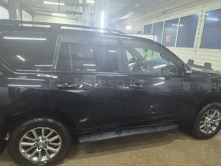 Toyota Land Cruiser Prado 2010 годаүшін14 200 000 тг. в Астана – фото 3