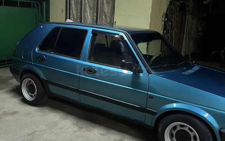 Volkswagen Golf 1991 года за 1 300 000 тг. в Алматы