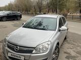 Opel Astra 2012 годаүшін2 450 000 тг. в Актобе