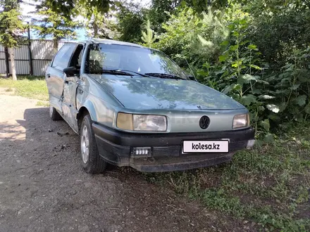 Volkswagen Passat 1990 года за 800 000 тг. в Усть-Каменогорск – фото 2