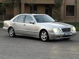 Mercedes-Benz E 280 2000 года за 3 900 000 тг. в Туркестан – фото 2