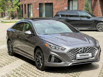 Hyundai Sonata 2018 года за 11 000 000 тг. в Алматы – фото 39