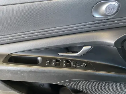 Hyundai Elantra 2022 года за 9 020 000 тг. в Шымкент – фото 12