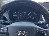 Hyundai Solaris 2017 года за 6 000 000 тг. в Актобе – фото 5
