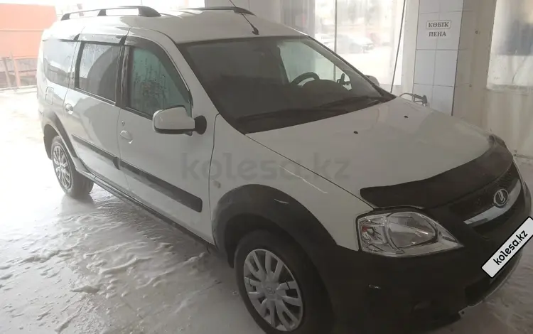 ВАЗ (Lada) Largus Cross 2015 года за 5 200 000 тг. в Актау