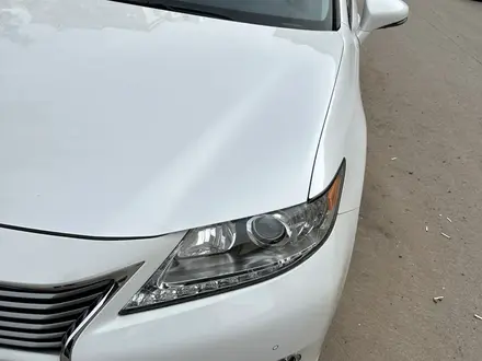 Lexus ES 300h 2015 года за 12 000 000 тг. в Астана – фото 5