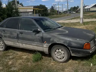 Audi 100