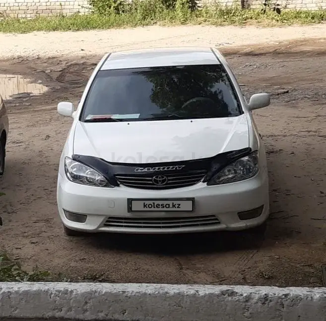 Toyota Camry, 2005