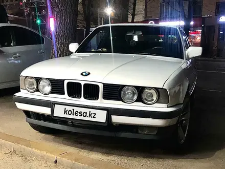 BMW 525 1990 года за 1 050 000 тг. в Алматы