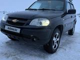 Chevrolet Niva 2013 годаfor3 500 000 тг. в Уральск – фото 3