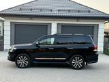 Toyota Land Cruiser 2018 года за 36 900 000 тг. в Шымкент – фото 2