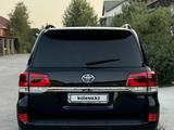 Toyota Land Cruiser 2018 года за 36 900 000 тг. в Шымкент – фото 5