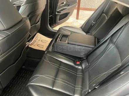Lexus ES 250 2018 года за 18 800 000 тг. в Шымкент – фото 13