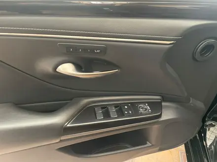 Lexus ES 250 2018 года за 18 800 000 тг. в Шымкент – фото 18