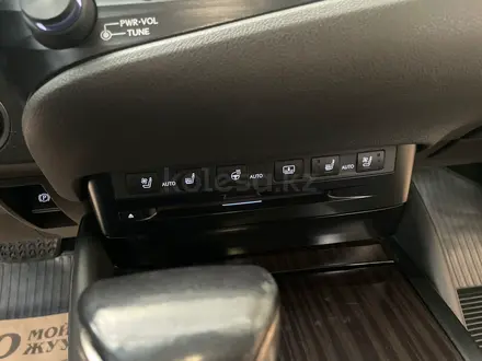 Lexus ES 250 2018 года за 18 800 000 тг. в Шымкент – фото 21