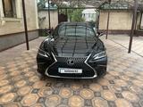 Lexus ES 250 2018 года за 19 950 000 тг. в Шымкент – фото 3