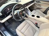 Porsche Taycan 4S 2022 года за 42 990 000 тг. в Алматы – фото 4