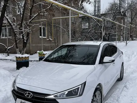 Hyundai Elantra 2020 года за 7 800 000 тг. в Алматы – фото 6