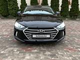 Hyundai Elantra 2017 годаүшін4 200 000 тг. в Алматы