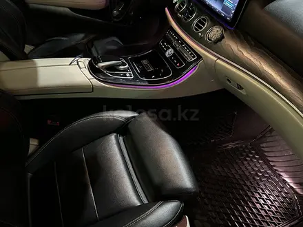 Mercedes-Benz E 200 2018 года за 17 800 000 тг. в Алматы – фото 10