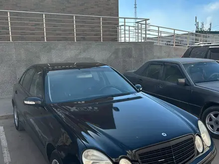 Mercedes-Benz E 240 2004 года за 3 800 000 тг. в Караганда – фото 3