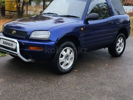 Toyota RAV4 1996 года за 2 500 000 тг. в Алматы – фото 5