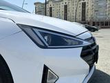 Hyundai Elantra 2019 годаүшін10 200 000 тг. в Атырау – фото 5