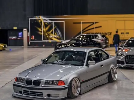 OZ BREYTON R17 BMW за 3 200 000 тг. в Астана – фото 5