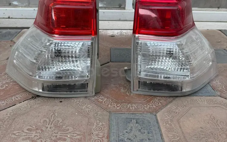 Фонарь на Прадо 150 09-13 за 45 000 тг. в Алматы