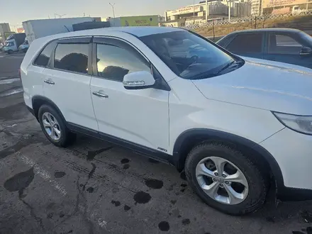 Kia Sorento 2013 года за 6 700 000 тг. в Астана – фото 3