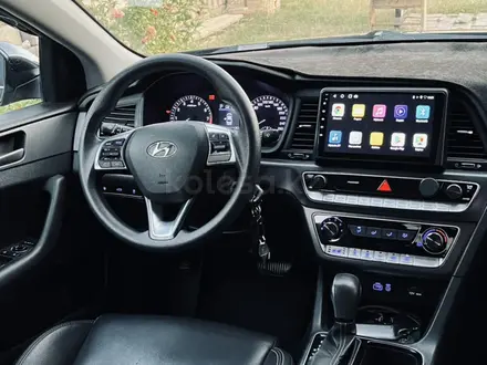 Hyundai Sonata 2017 года за 8 400 000 тг. в Шымкент – фото 15