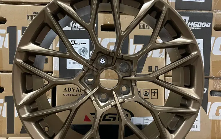 R19 8, 5J 66, 45 ET35 5x112 за 400 000 тг. в Алматы