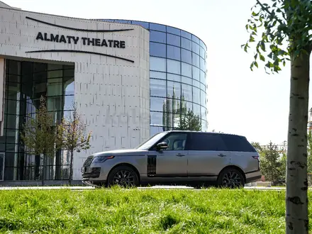 Land Rover Range Rover 2021 года за 47 500 000 тг. в Алматы – фото 13