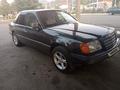 Mercedes-Benz E 200 1992 годаfor1 200 000 тг. в Есик