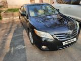 Toyota Camry 2010 года за 7 200 000 тг. в Алматы – фото 2