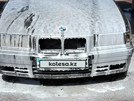 BMW 318 1993 года за 990 000 тг. в Астана – фото 4