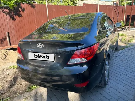Hyundai Accent 2013 года за 3 100 000 тг. в Караганда – фото 3