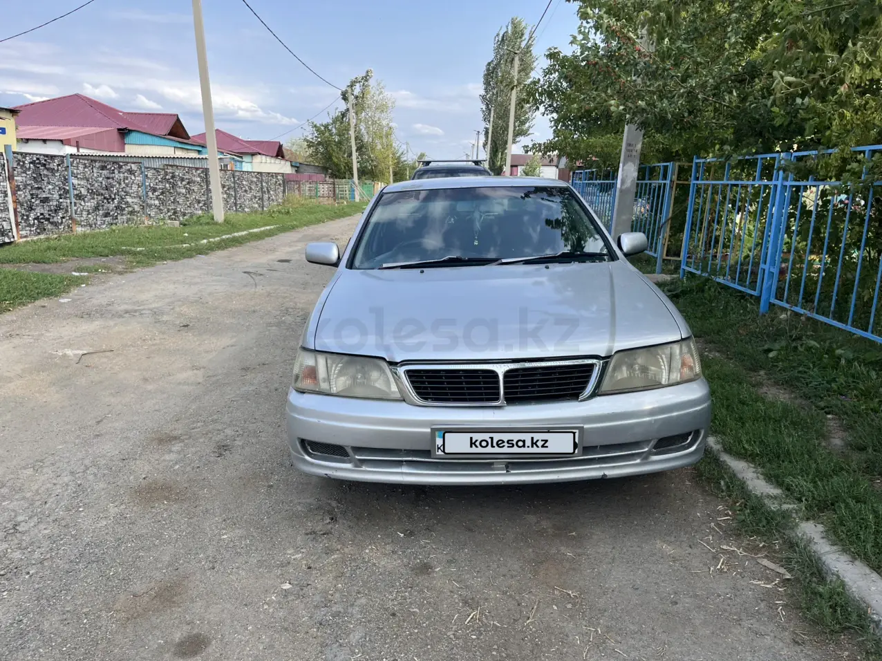 Nissan Bluebird, 1997