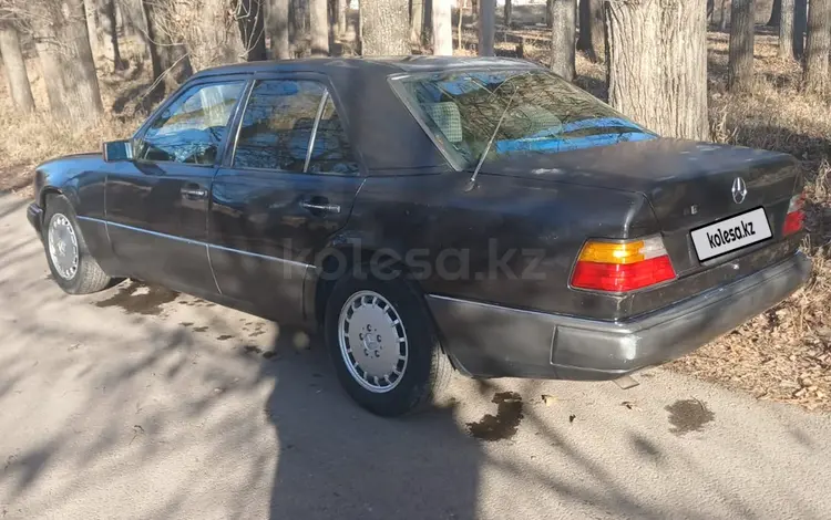 Mercedes-Benz E 230 1991 годаүшін1 700 000 тг. в Алматы