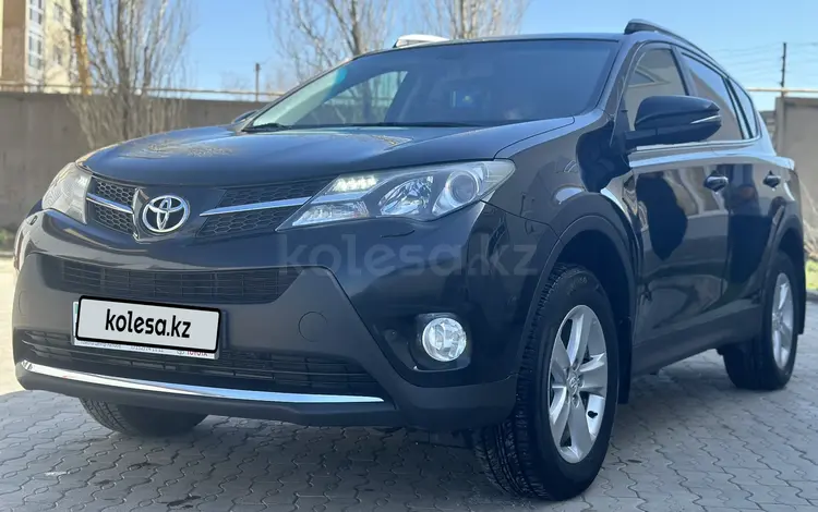 Toyota RAV4 2013 года за 9 800 000 тг. в Актобе