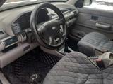 Land Rover Freelander 2001 годаүшін3 300 000 тг. в Актобе – фото 2