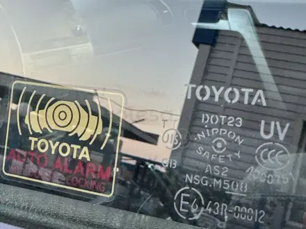 Toyota Land Cruiser Prado 2021 года за 32 000 000 тг. в Актау – фото 14