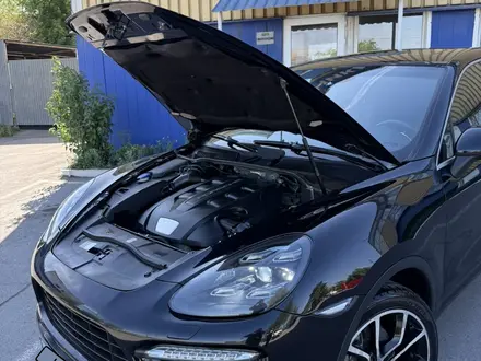 Porsche Cayenne 2014 года за 24 000 000 тг. в Астана – фото 14