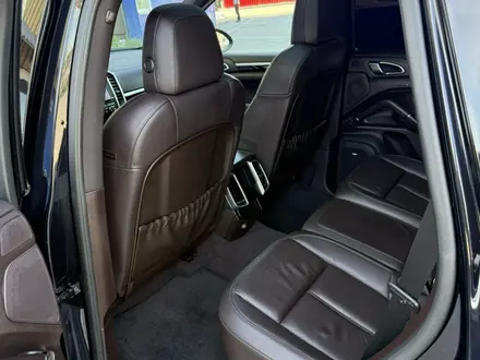 Porsche Cayenne 2014 года за 24 000 000 тг. в Астана – фото 41