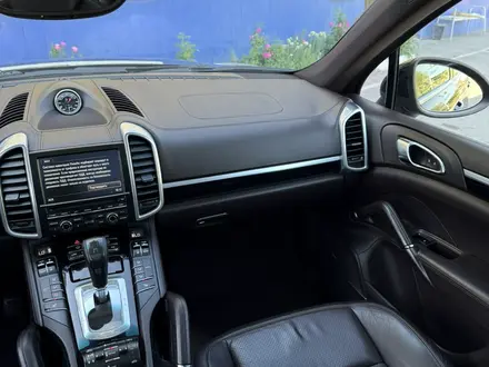 Porsche Cayenne 2014 года за 24 000 000 тг. в Астана – фото 54