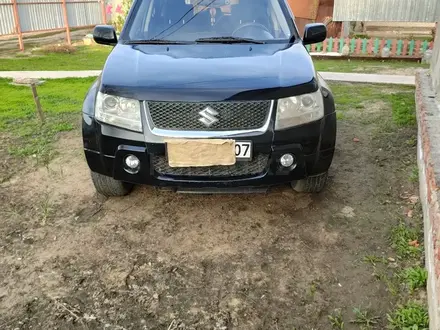 Suzuki Grand Vitara 2006 года за 4 500 000 тг. в Уральск – фото 2