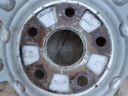 R20 VAG от BENTLEY original за 215 000 тг. в Алматы – фото 16