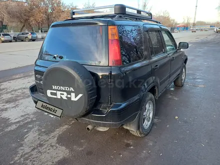 Honda CR-V 1997 года за 3 800 000 тг. в Караганда – фото 3