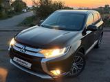 Mitsubishi Outlander 2015 годаүшін7 300 000 тг. в Астана – фото 2