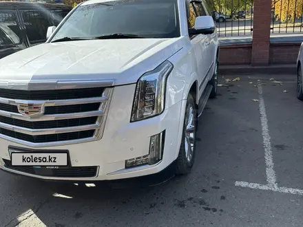 Cadillac Escalade 2019 года за 34 000 000 тг. в Астана – фото 4